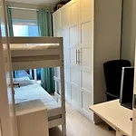 Modern 2 Bedroom In Center