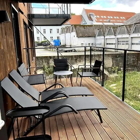 Modern 2 Bedroom In Center شقة ستافانجر